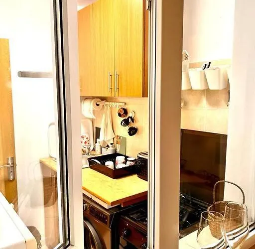 City View Studio In The Heart Of * Bukarest