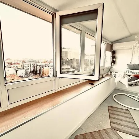 City View Studio In The Heart Of