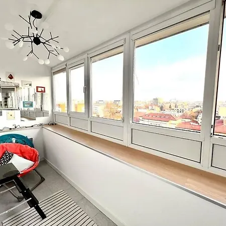 City View Studio In The Heart Of Бухарест